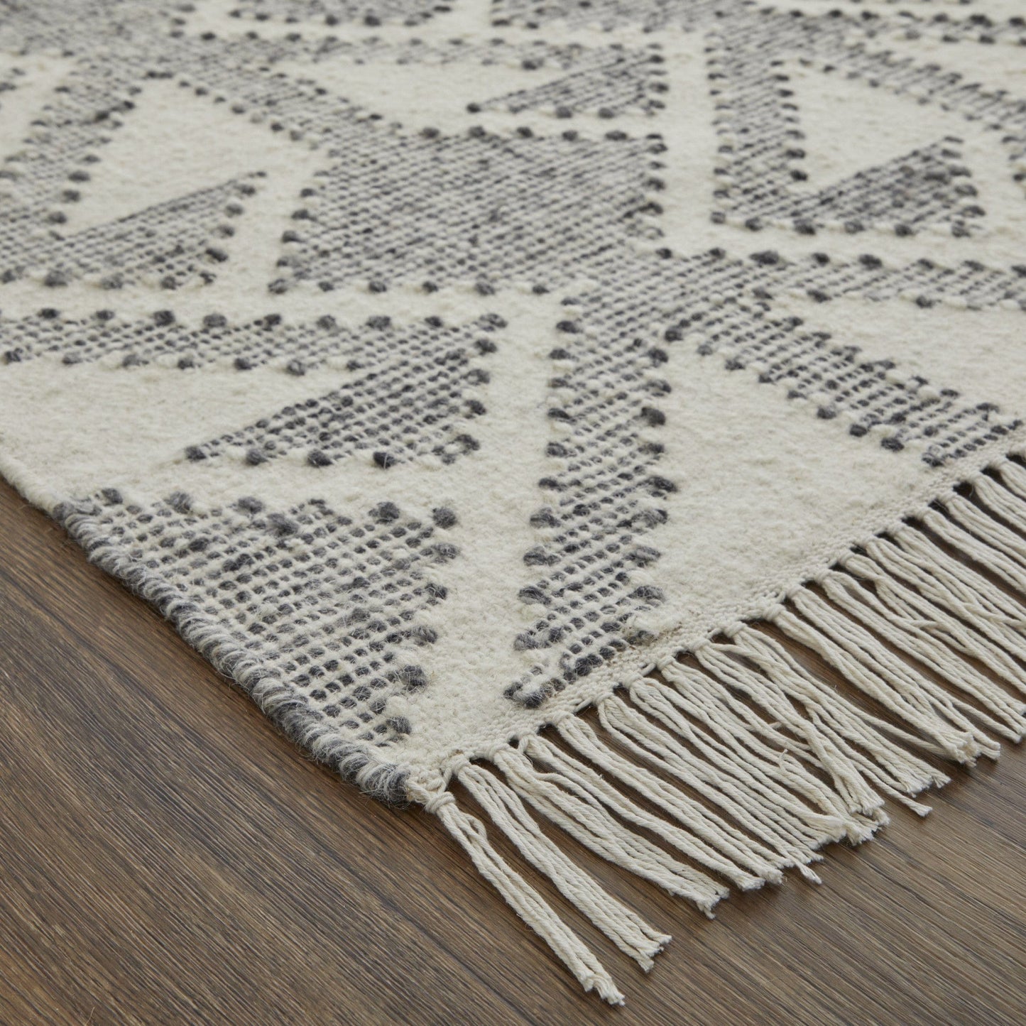 5' X 8' Black Ivory And Gray Wool Geometric Dhurrie Flatweave Handmade Area Rug With Fringe