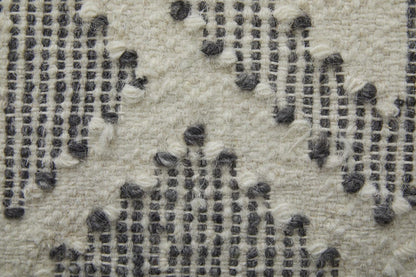 5' X 8' Black Ivory And Gray Wool Geometric Dhurrie Flatweave Handmade Area Rug With Fringe