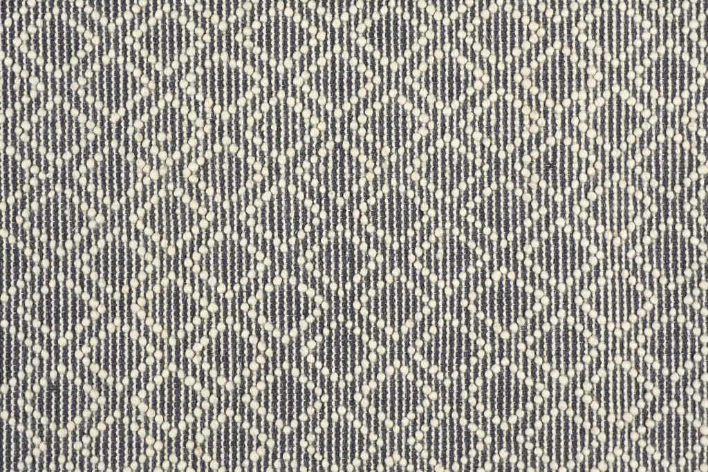 4' X 6' Gray And Ivory Wool Geometric Hand Woven Area Rug With Fringe