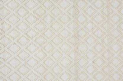 4' X 6' Gray And Ivory Wool Geometric Hand Woven Area Rug With Fringe