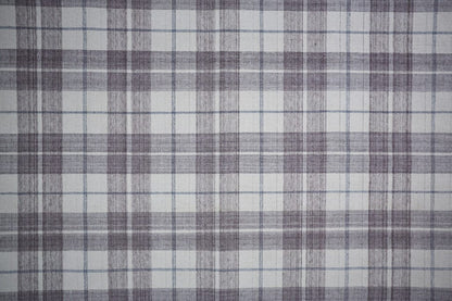 4' X 6' Gray Taupe And Ivory Abstract Hand Woven Stain Resistant Area Rug