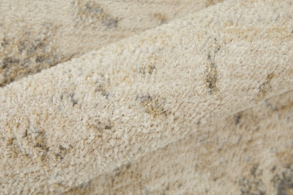 4' X 6' Ivory And Blue Abstract Power Loom Distressed Area Rug