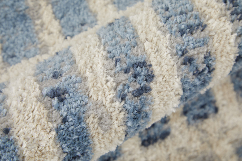 4' X 6' Blue And Ivory Geometric Power Loom Distressed Area Rug