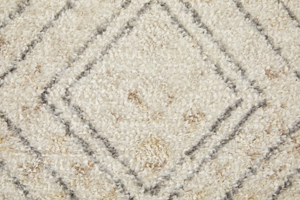 4' X 6' Ivory Blue And Gray Geometric Power Loom Distressed Area Rug