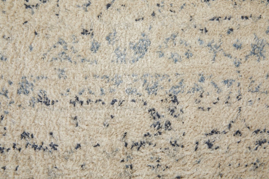 4' X 6' Ivory And Gray Abstract Power Loom Distressed Area Rug