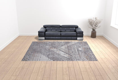 4' X 6' Ivory And Gray Geometric Power Loom Distressed Stain Resistant Area Rug