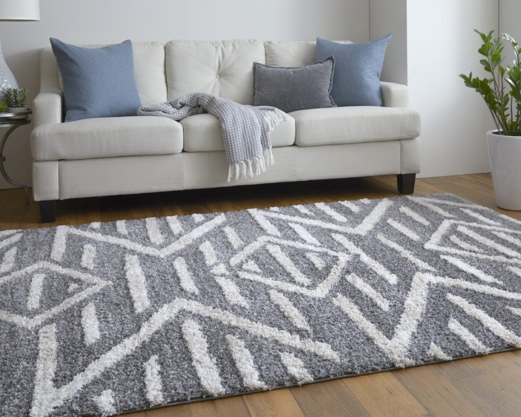 4' X 6' Gray And Ivory Geometric Power Loom Stain Resistant Area Rug
