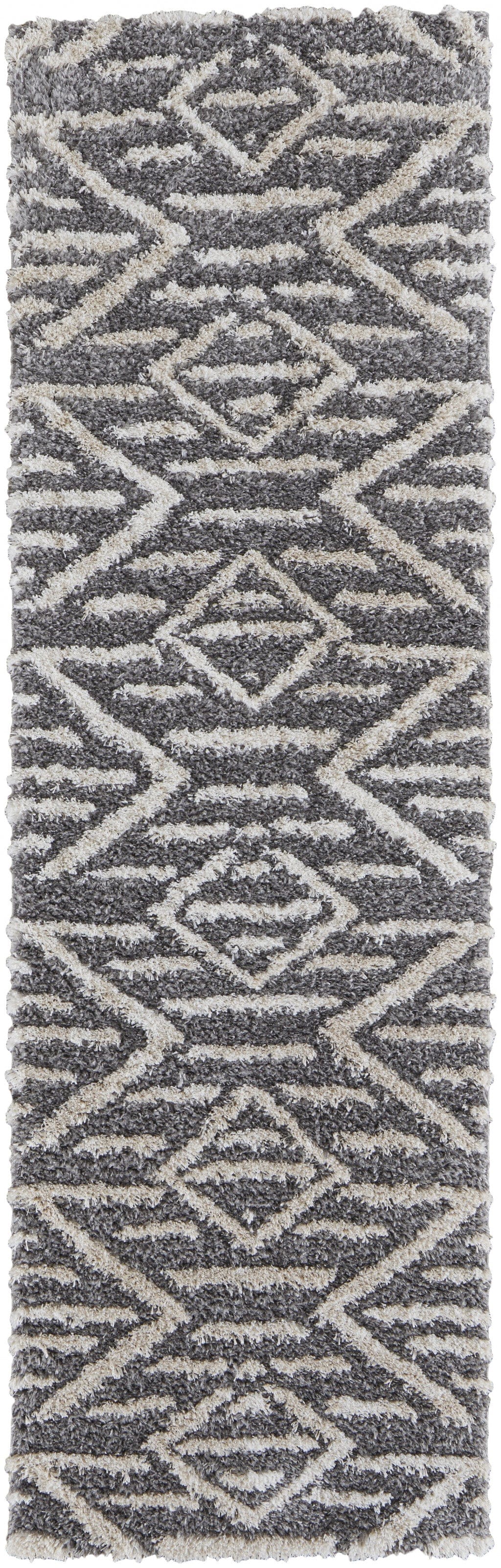 4' X 6' Gray And Ivory Geometric Power Loom Stain Resistant Area Rug