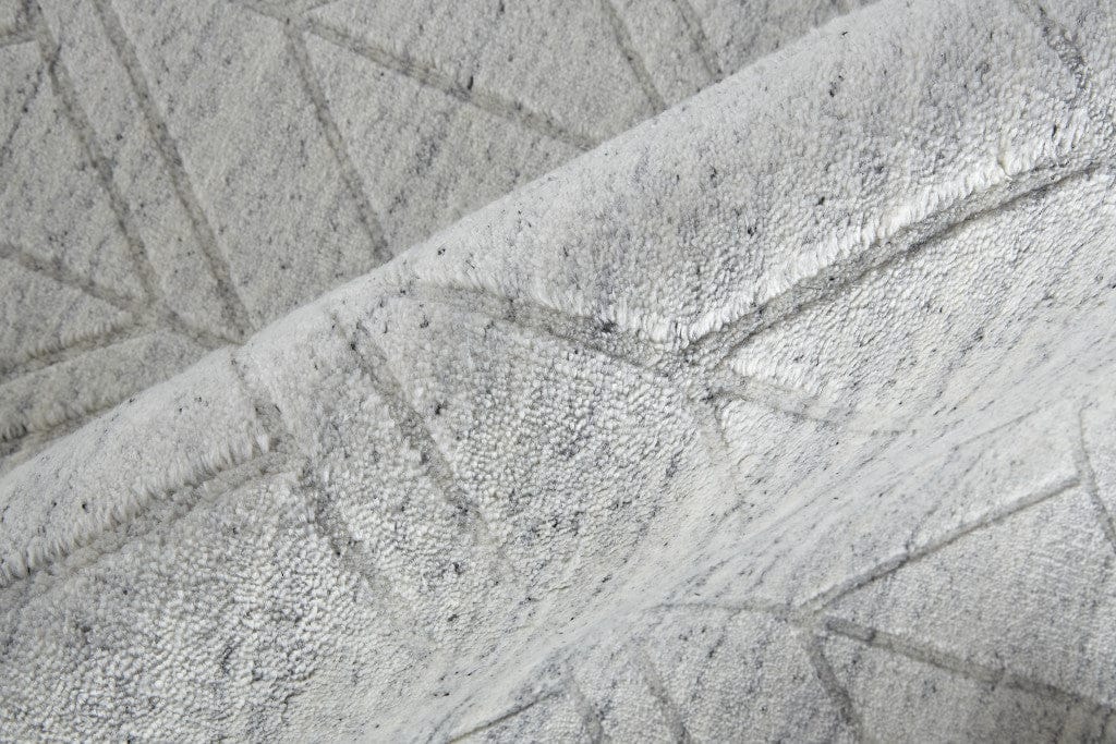 5' X 8' White And Silver Striped Hand Woven Area Rug