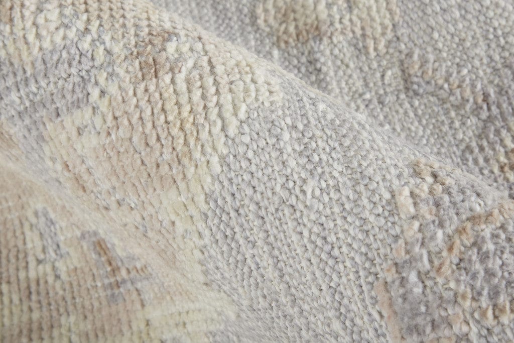 4' X 6' Ivory Silver And Tan Floral Hand Knotted Stain Resistant Area Rug