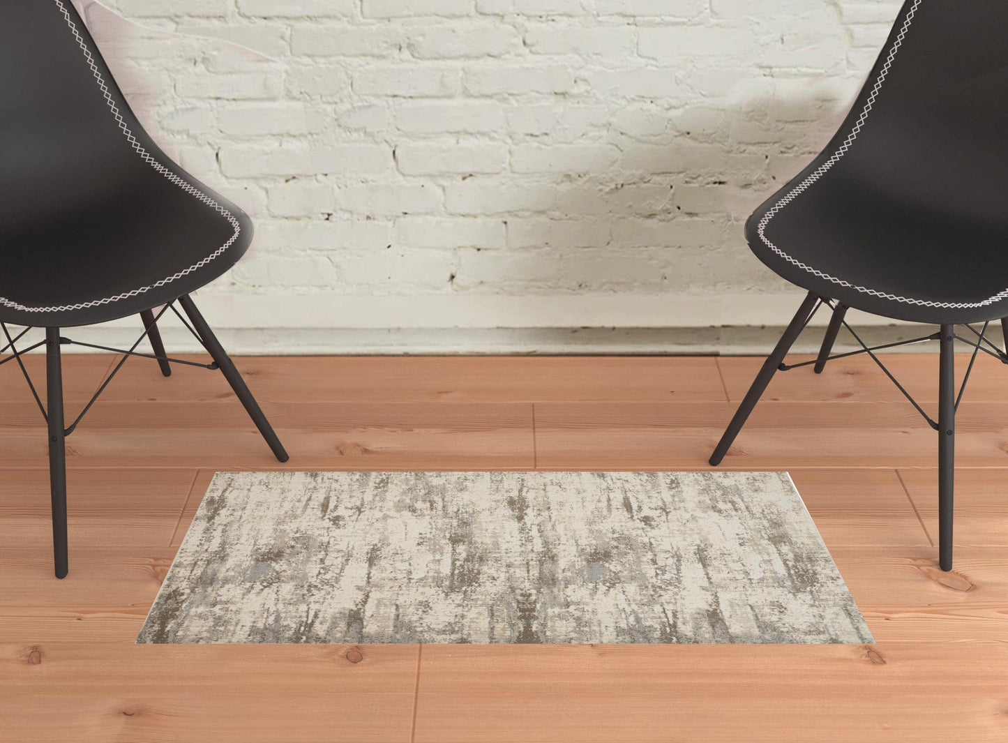 2' X 3' Ivory And Brown Abstract Area Rug